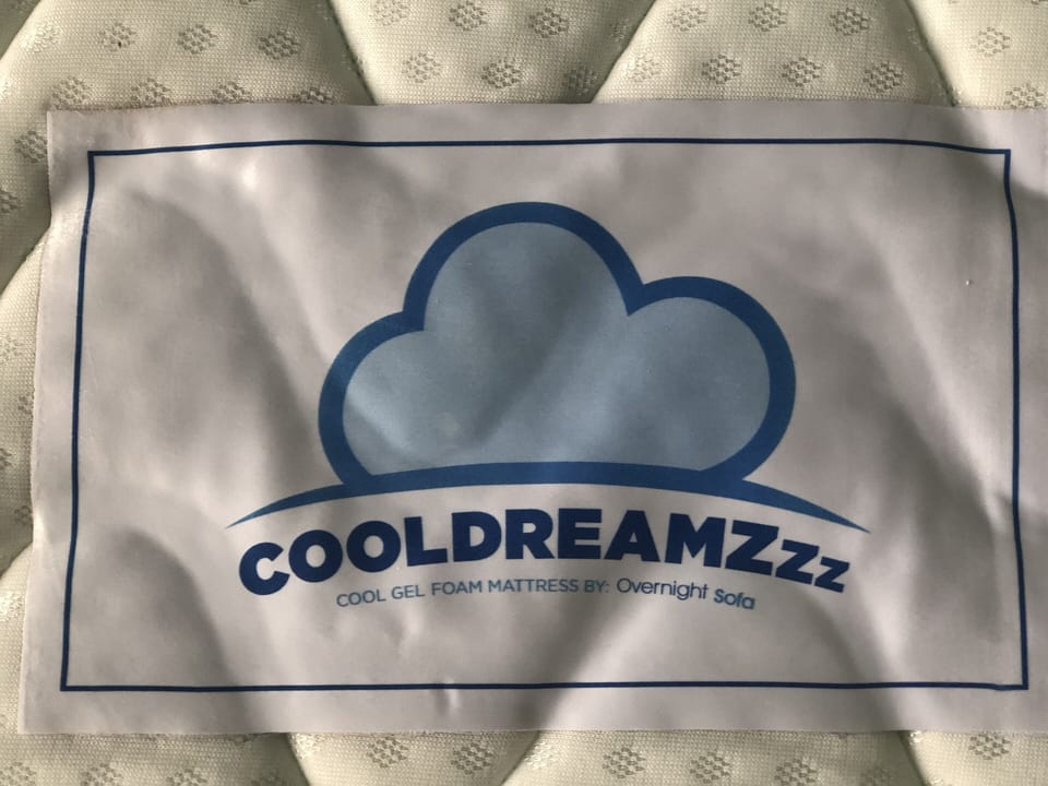 Cooldreamzzzzz mattress on the sleeper sofa.