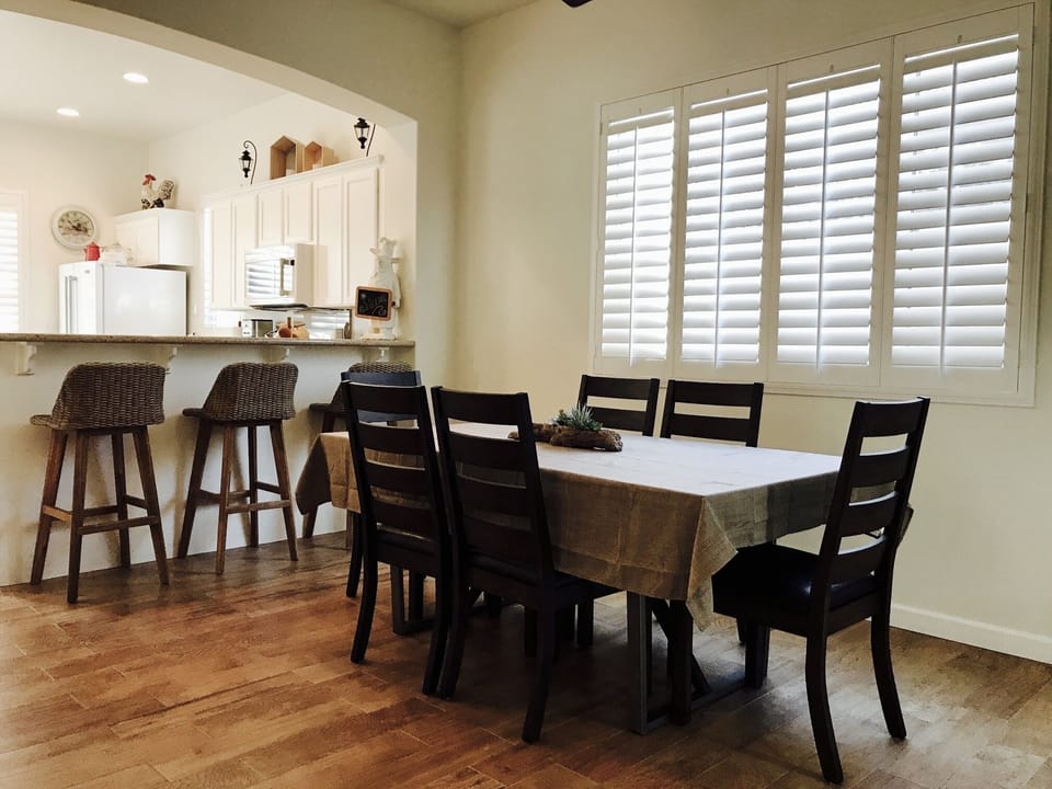 Dining area: dining table seat 6 people, kitchen counter area with seating for 3