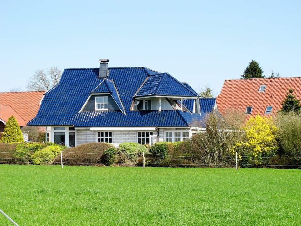 Home, House, Property, Roof, Estate, Real Estate, Building, Lawn, Cottage, Grass