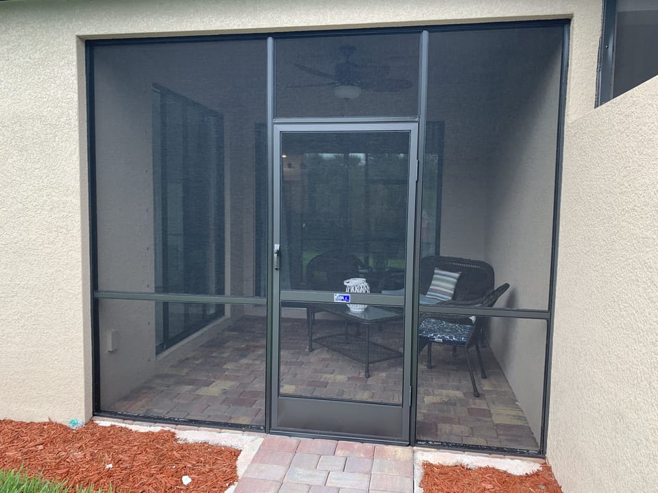 Screened in lanai