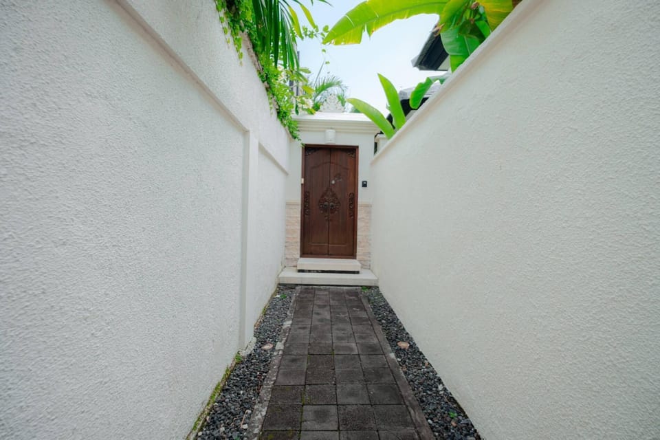 Athena 2 – One-Bedroom Romantic Pool Villa (1371)