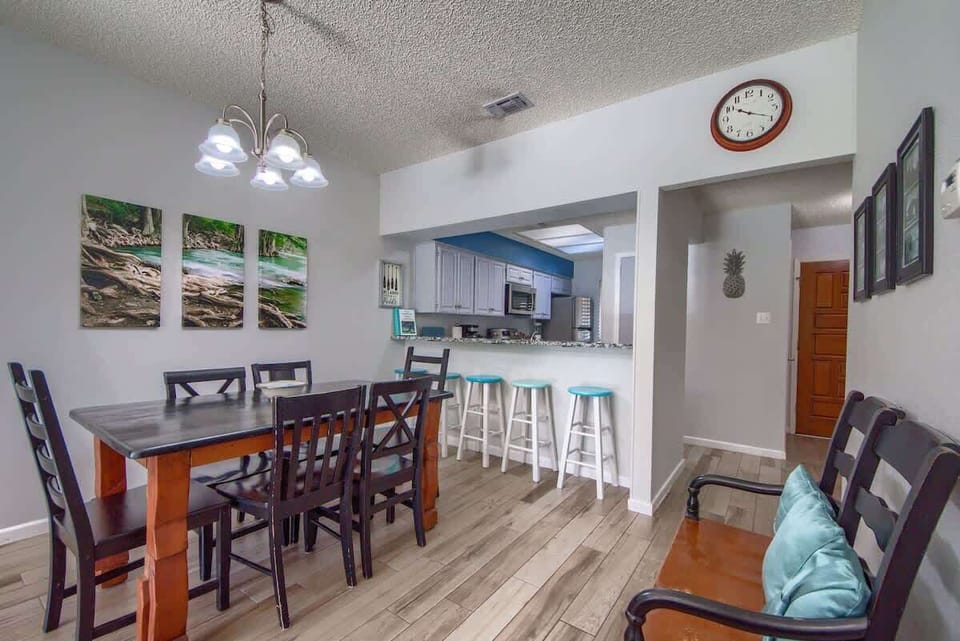 Dining Room/ Kitchen Area! 