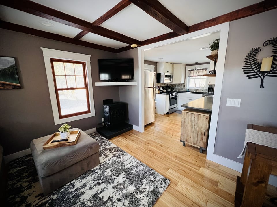 Living area is open to the kitchen so being stuck in the kitchen isn't so bad.