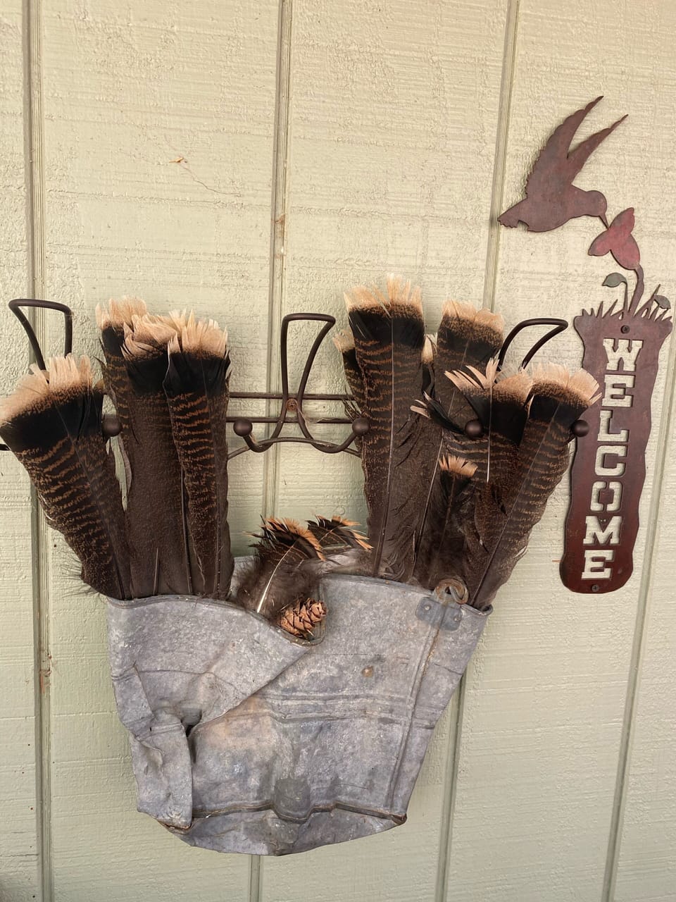 Our guests are welcome here. 