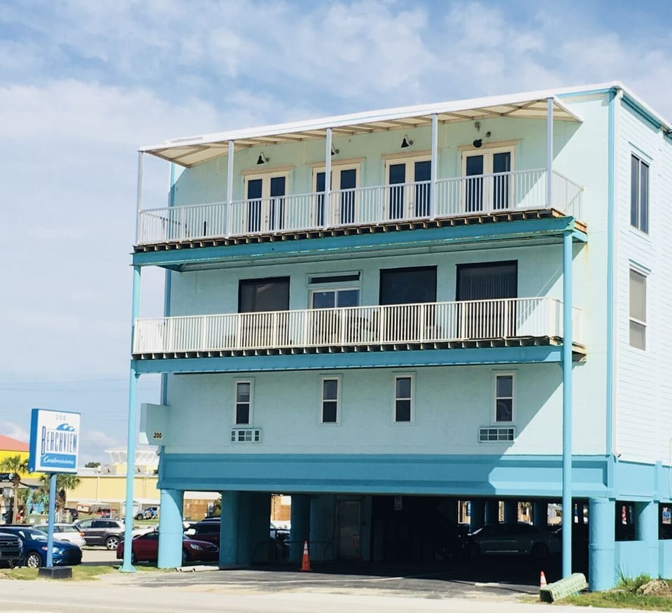 Street view of Beachview Condo. NO unit has a balcony. Ones seen in photo are private owner homes.