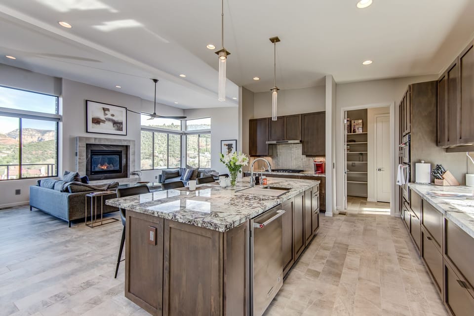 All New and Spacious Kitchen