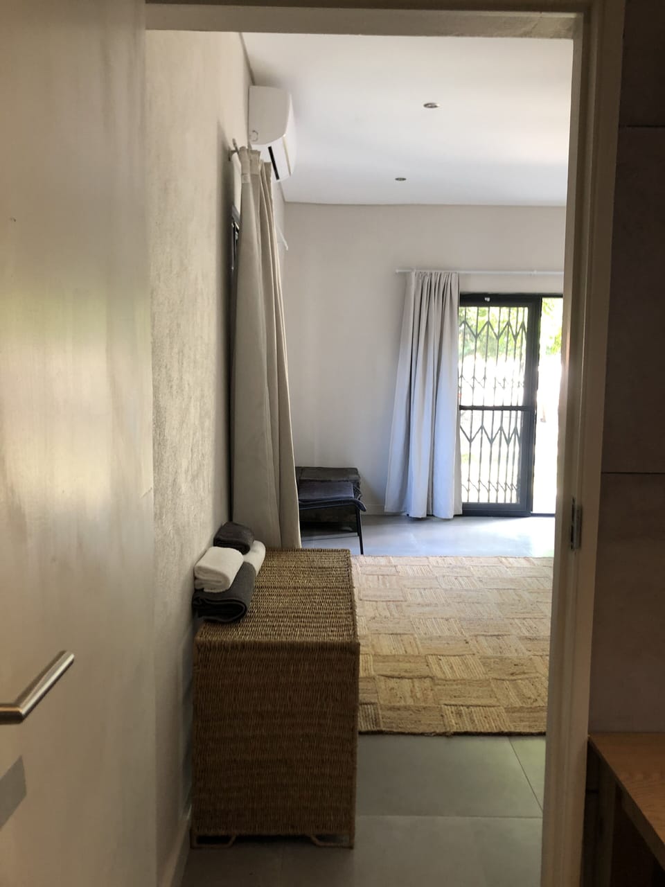 Second bedroom space 