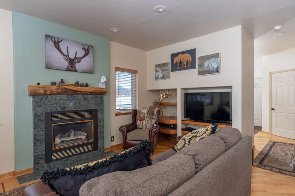 Main Floor Living Room with Flat Screen TV