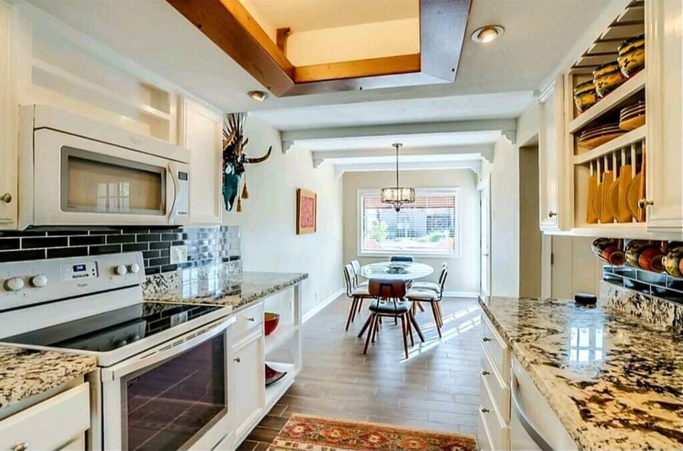 Large kitchen w/ attached laundry room