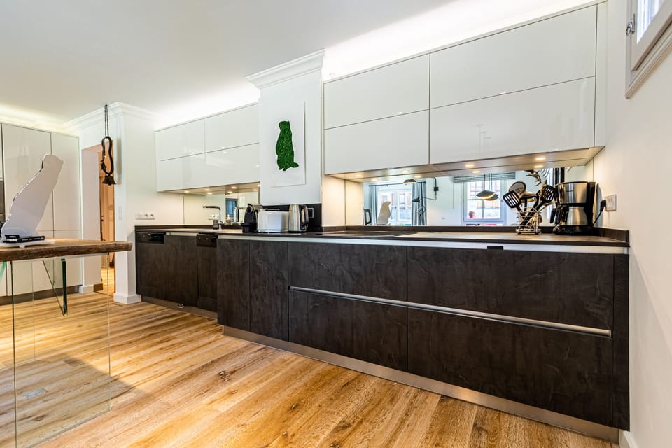 Schmidt Kitchen