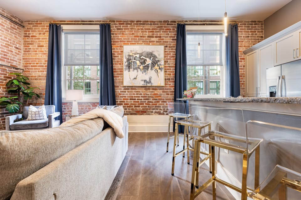 Open-concept living and kitchen with ample seating for you and your guests. Features a 55” Samsung Smart 4K TV for streaming and DIRECTV Entertainment. The sofa converts to a full-size sleeper! Enjoy plenty of natural light.