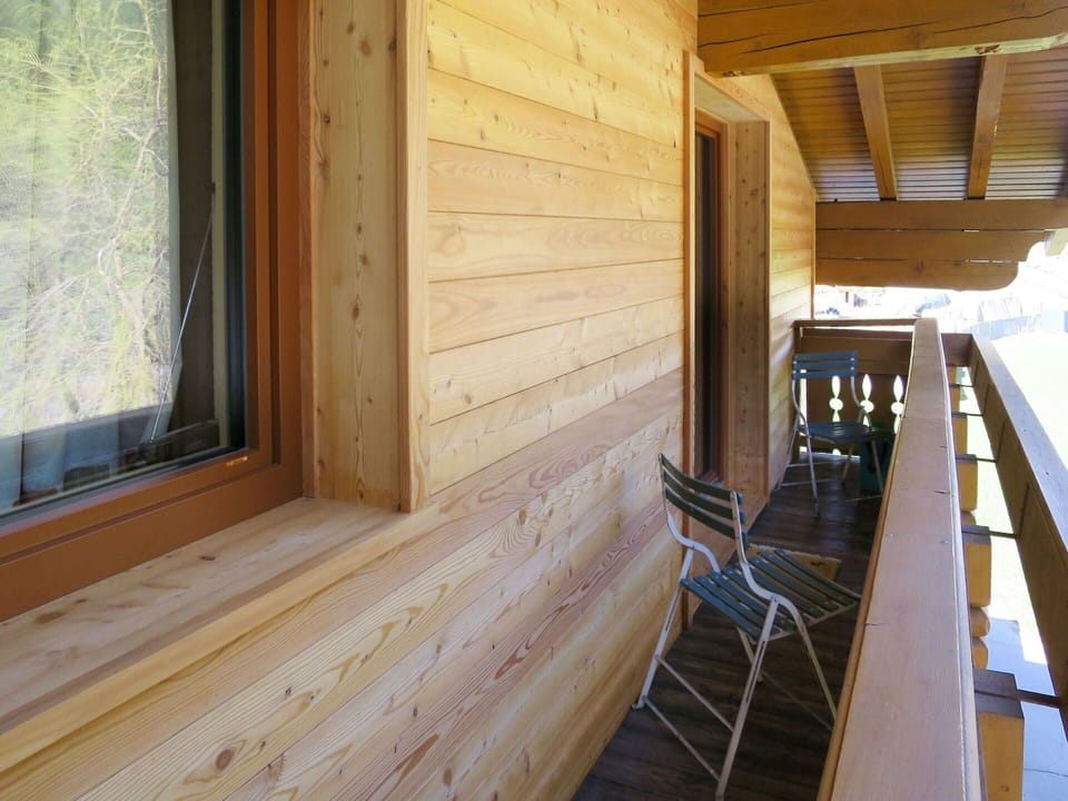 Building, Window, Wood, Plant, Architecture, Interior Design, Beam, Wood Stain, Flooring, Floor