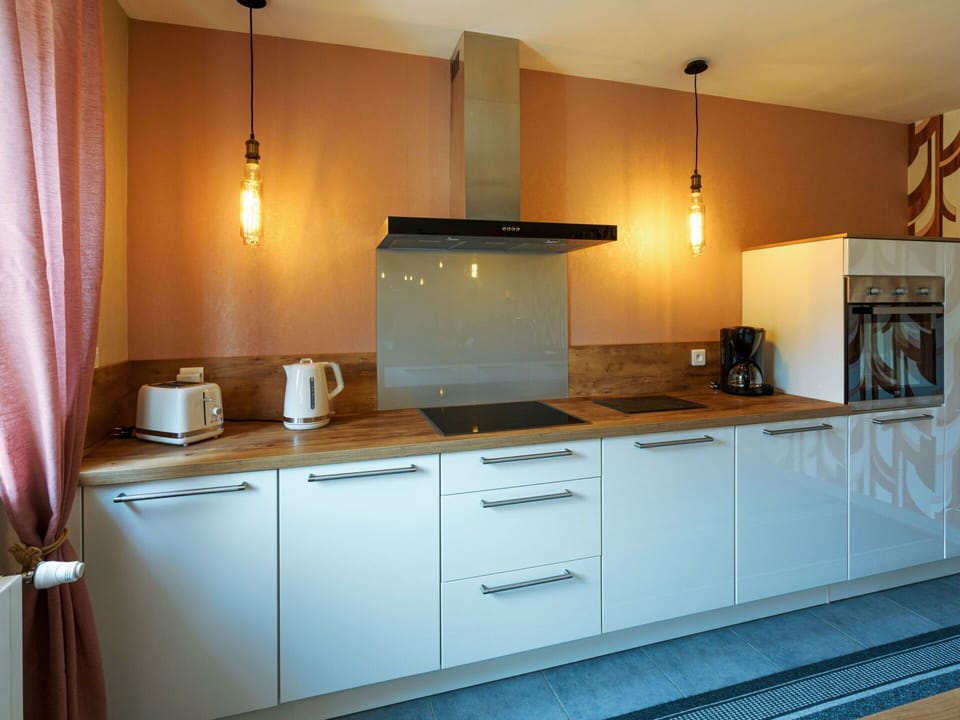 Cabinetry, Countertop, Building, Furniture, Property, Sink, Kitchen Stove, Kitchen, Kitchen Sink, Wood