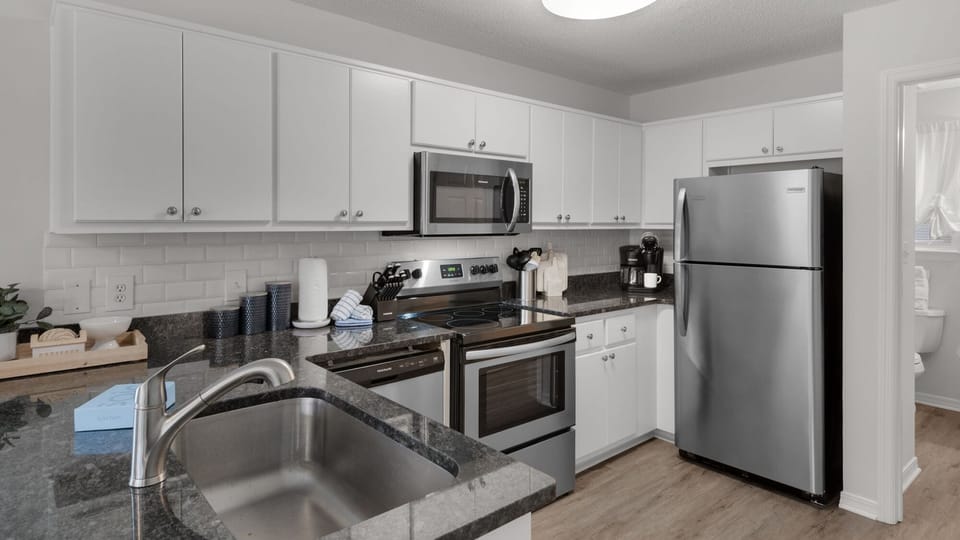 Rollin Tide C4 Kitchen