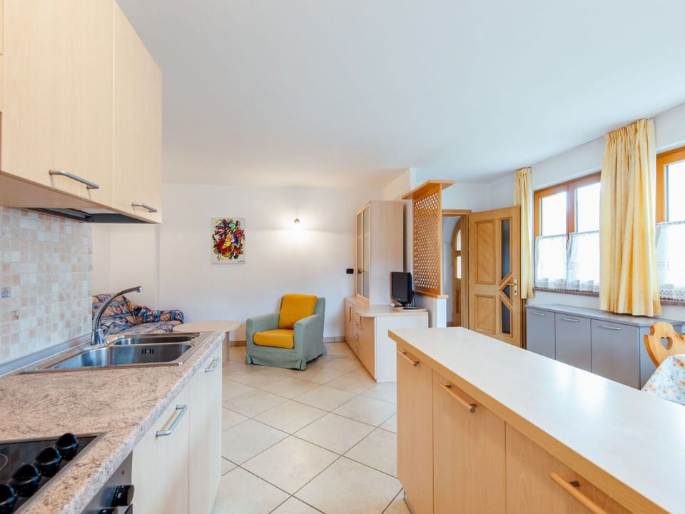 Cabinetry, Furniture, Building, Wood, Countertop, Drawer, Interior Design, Floor, Door, Window