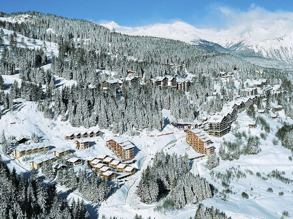 Sky, Snow, Mountain, Cloud, World, Natural Landscape, Slope, Ice Cap, Terrain, Mountainous Landforms