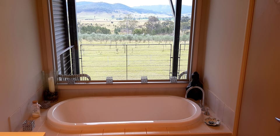Relax with bubbles ... and a bubble bath... while you enjoy the view...