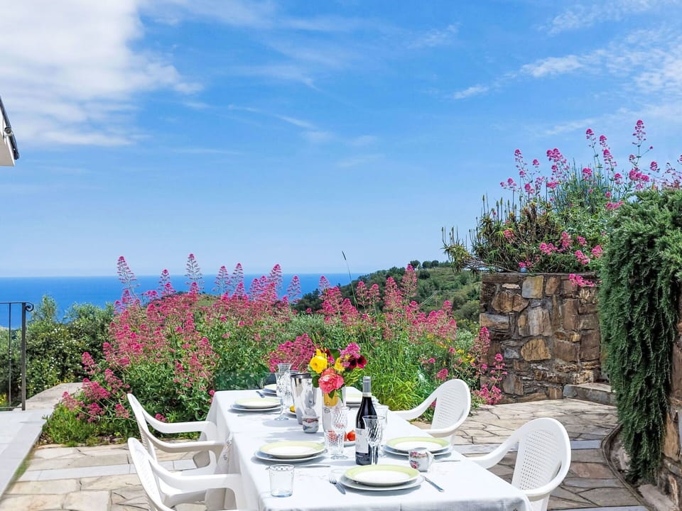 Sea, Chair, Garden, Ocean, Outdoor Furniture, Coast, Resort, Tropics, Outdoor Table, Eco Hotel