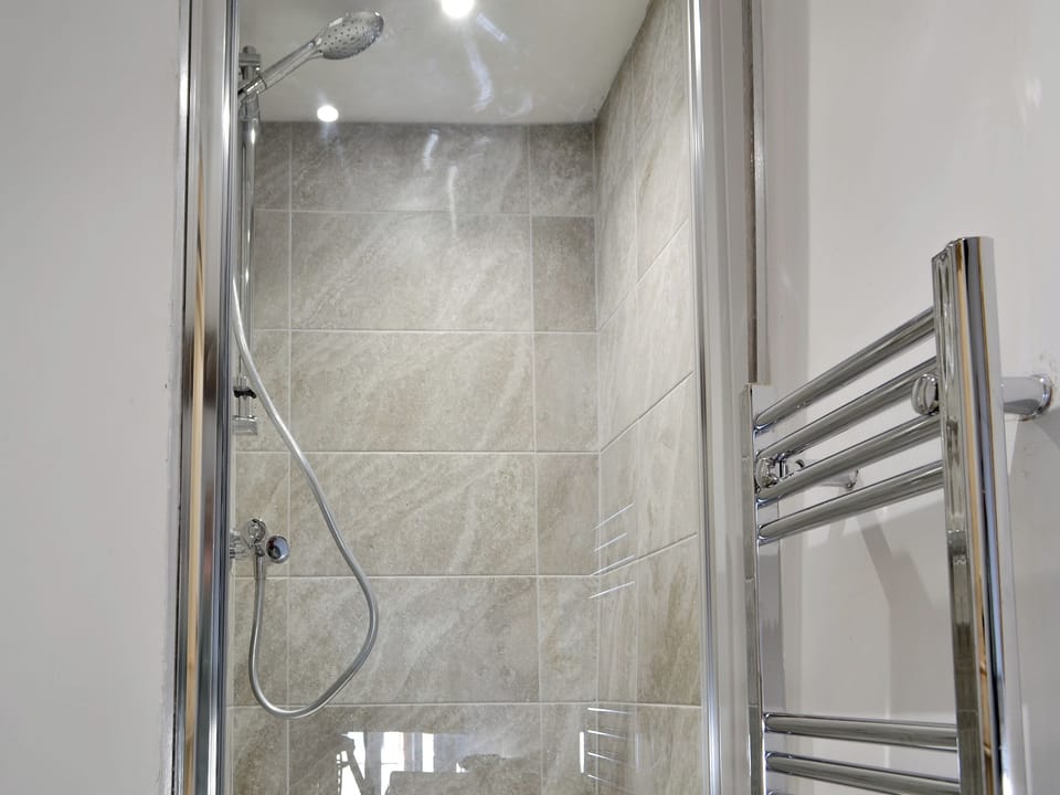 Shower room | Toad Hall, Helmsley