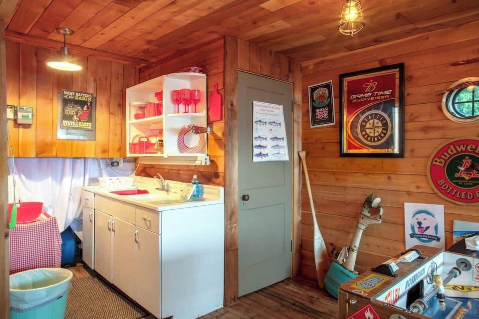 Kitchenette area in game shop