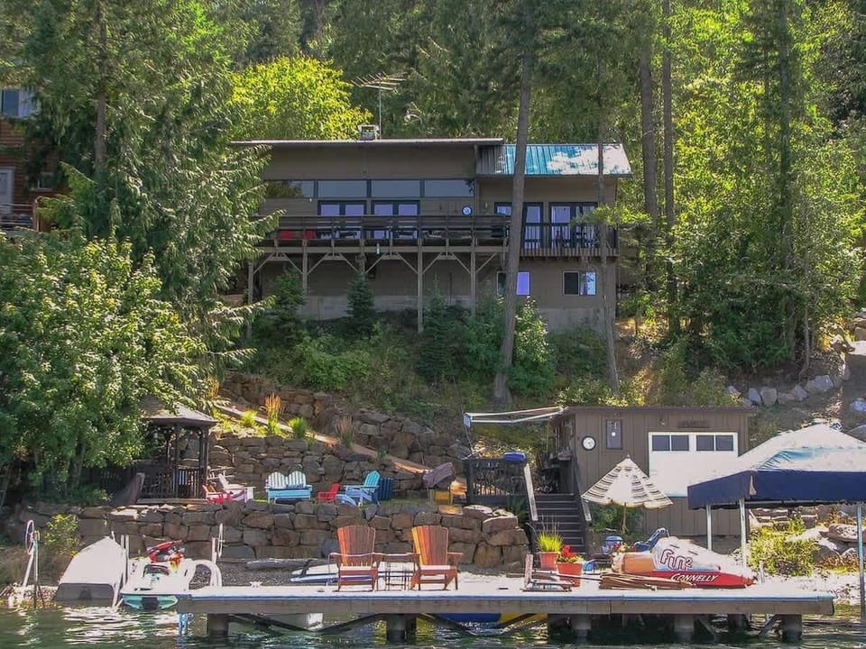 Enjoy exclusive access to your own private dock—perfect for swimming, fishing, or launching a kayak