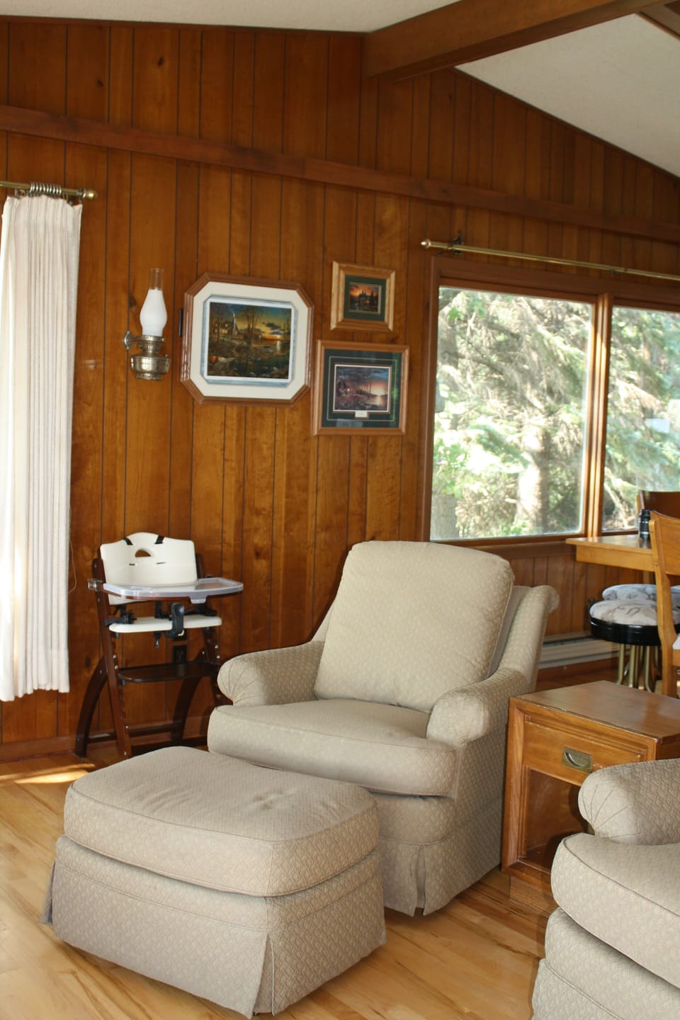 Kick back and enjoy the view, snooze, visit, or read