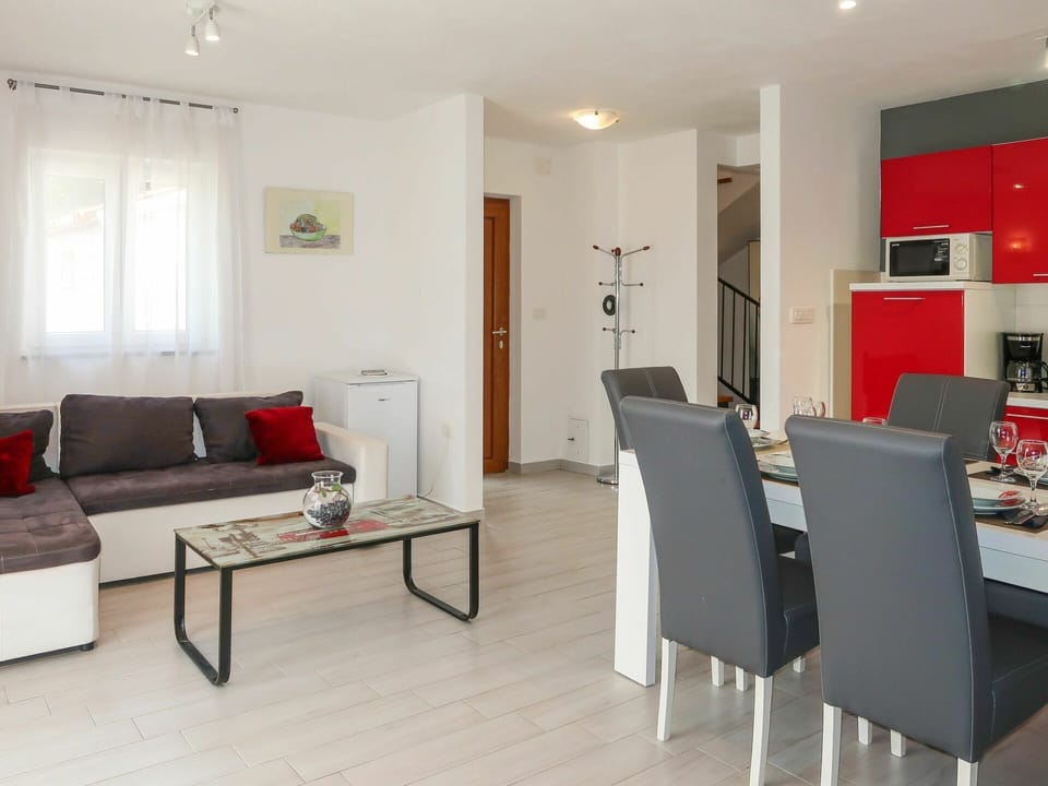 Furniture, Table, Property, Couch, Chair, Building, Interior Design, Picture Frame, Door, Lighting