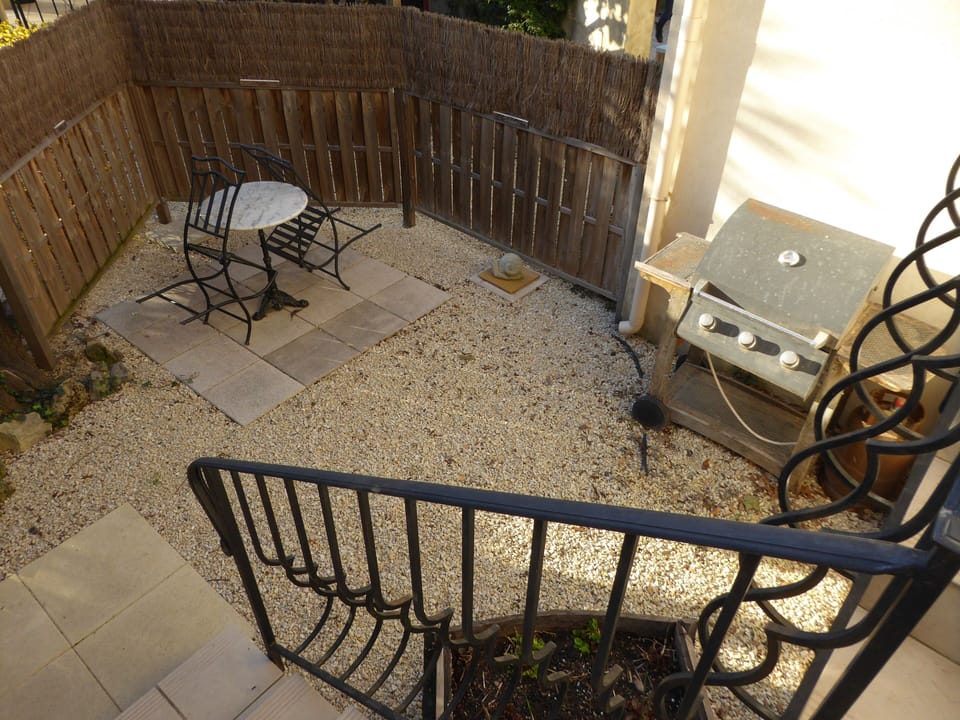 Bottom Terrace with table,chair and gas bbq