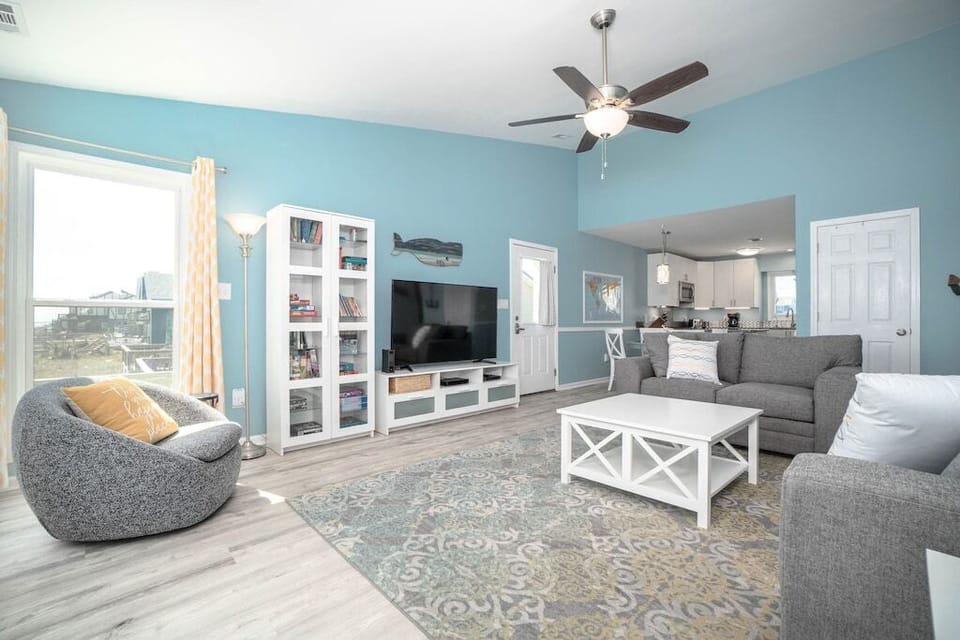 Clean, comfortable, and bright living space