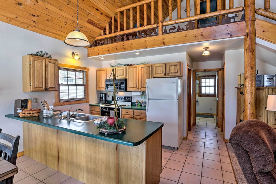 Kitchen | Crockpot | Coffee Maker