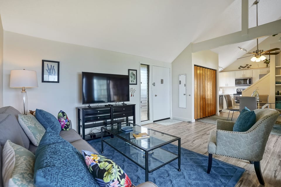 Kick back on the sofa and enjoy your favorite shows after a day out exploring the island.