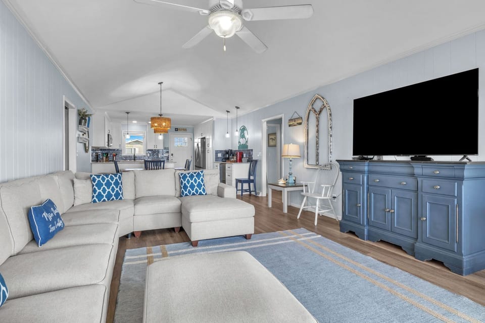 Living Area - South