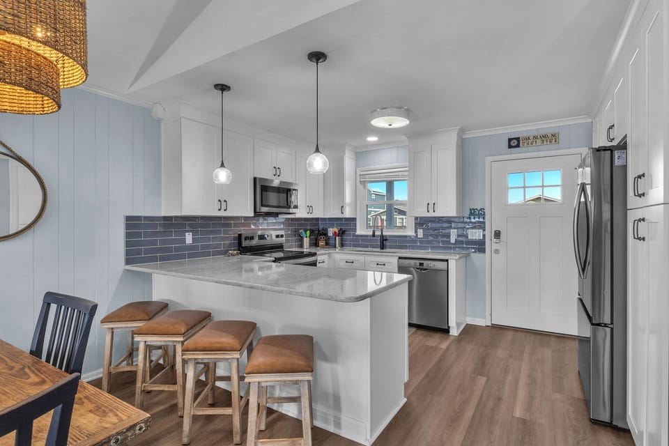 Dining / Kitchen - North
