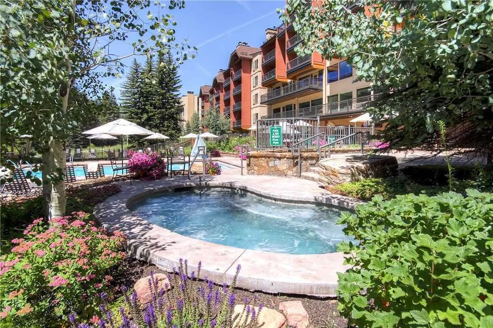 Pool - Lion Square Lodge at Lionshead Village