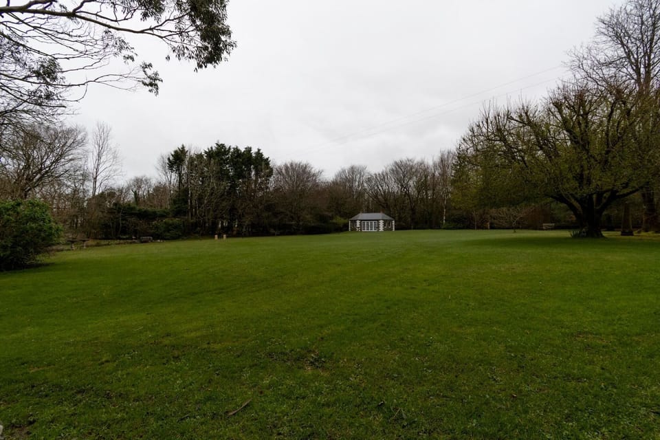 Immediate Surroundings [summer] (<1 km)