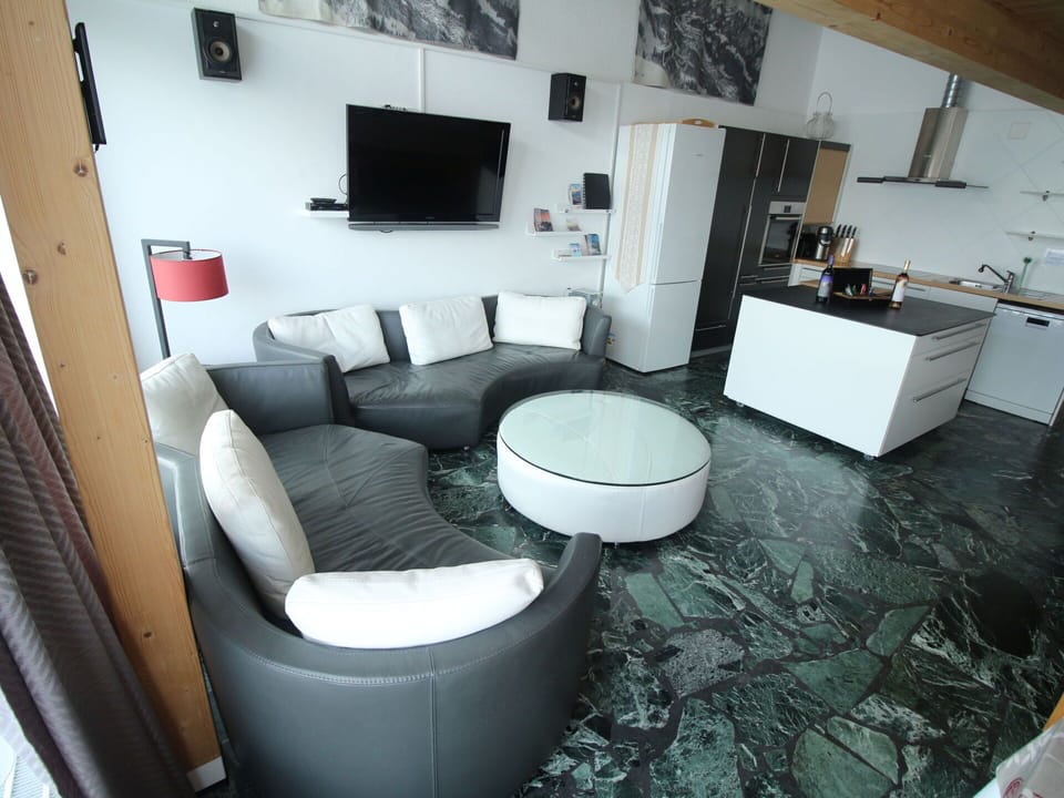Table, Picture Frame, Furniture, Couch, Lighting, Living Room, Interior Design, Building, Chair, Style