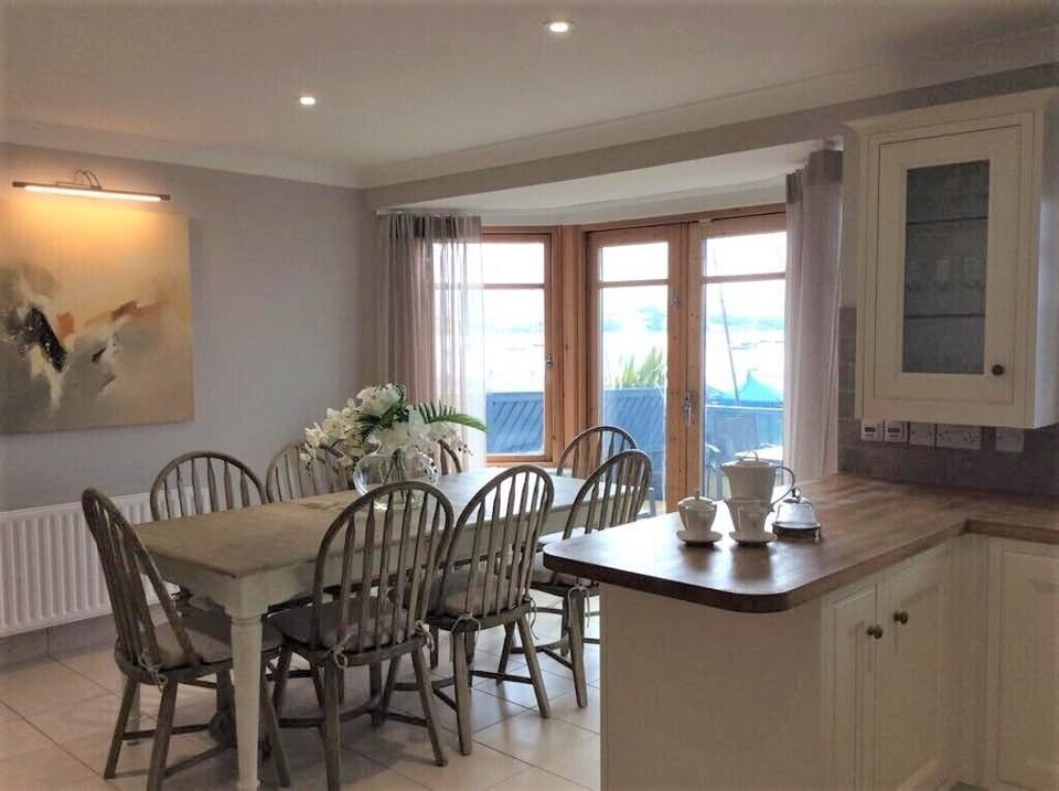 Dining area with amazing views.