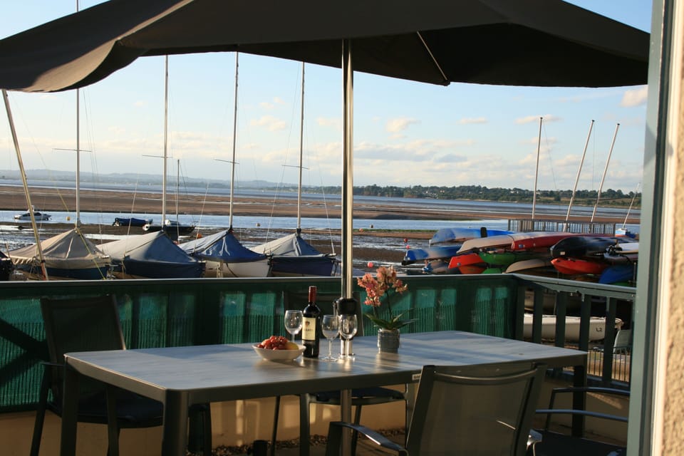 Patio seating for 8