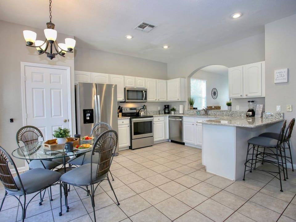 Fully Stocked Kitchen