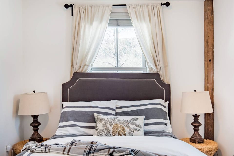 Second Bedroom – Queen