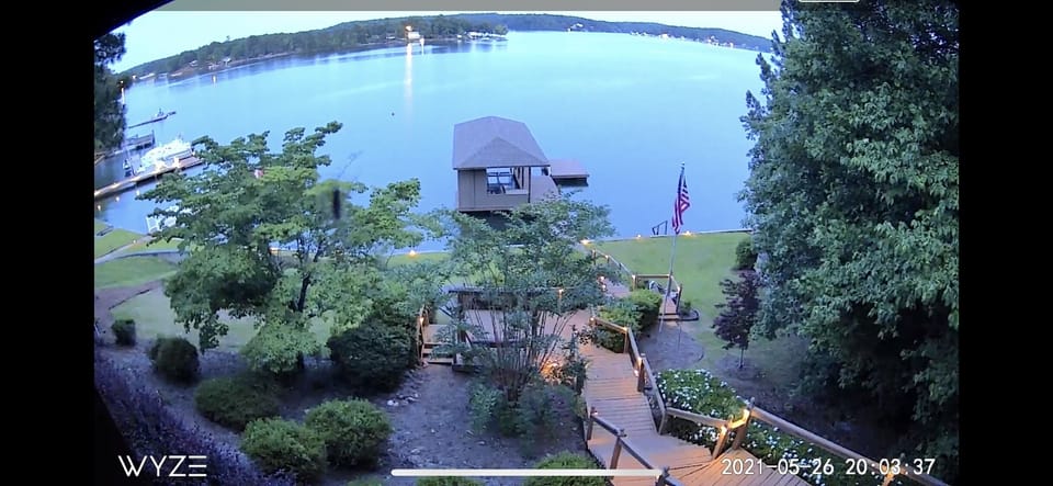 Camera view dock
Disclosure: cameras used for security 