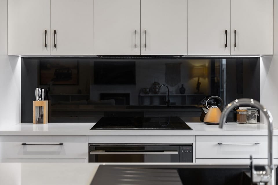 Cooking space! It`s time to impress your loved ones and family with your cooking skills!