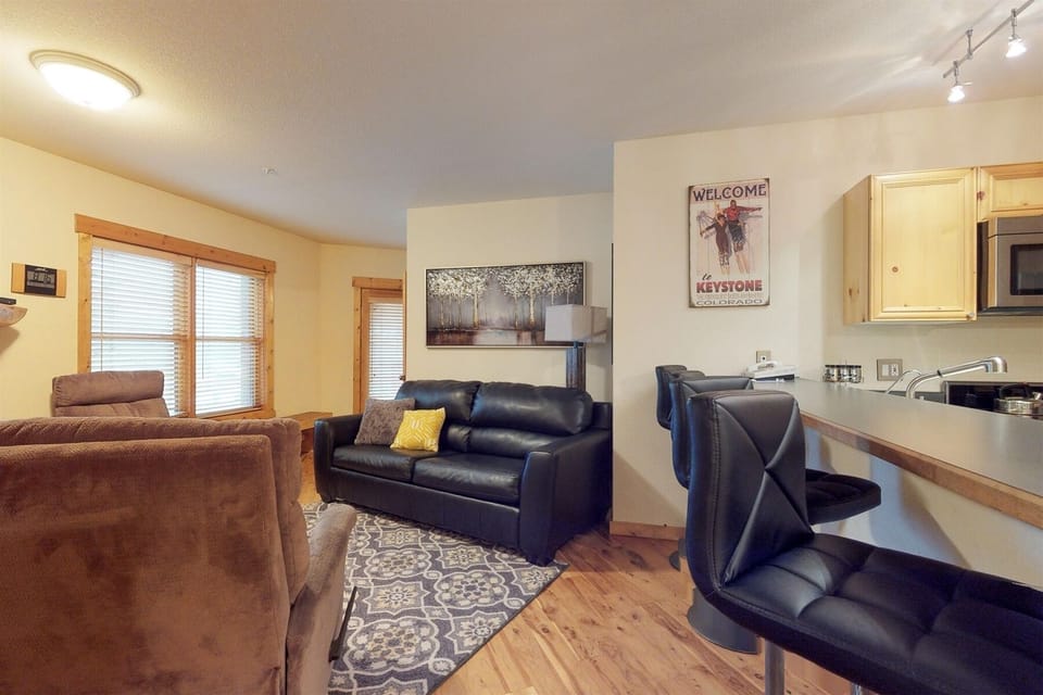 Plenty of space in this two bedroom for a family of six