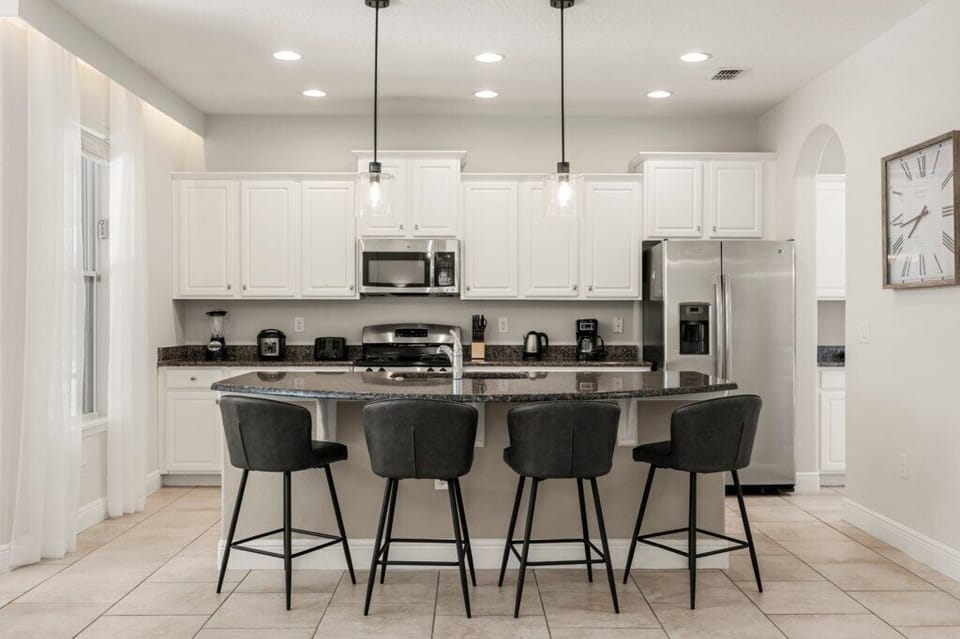 4196OakTreeDrive(012)