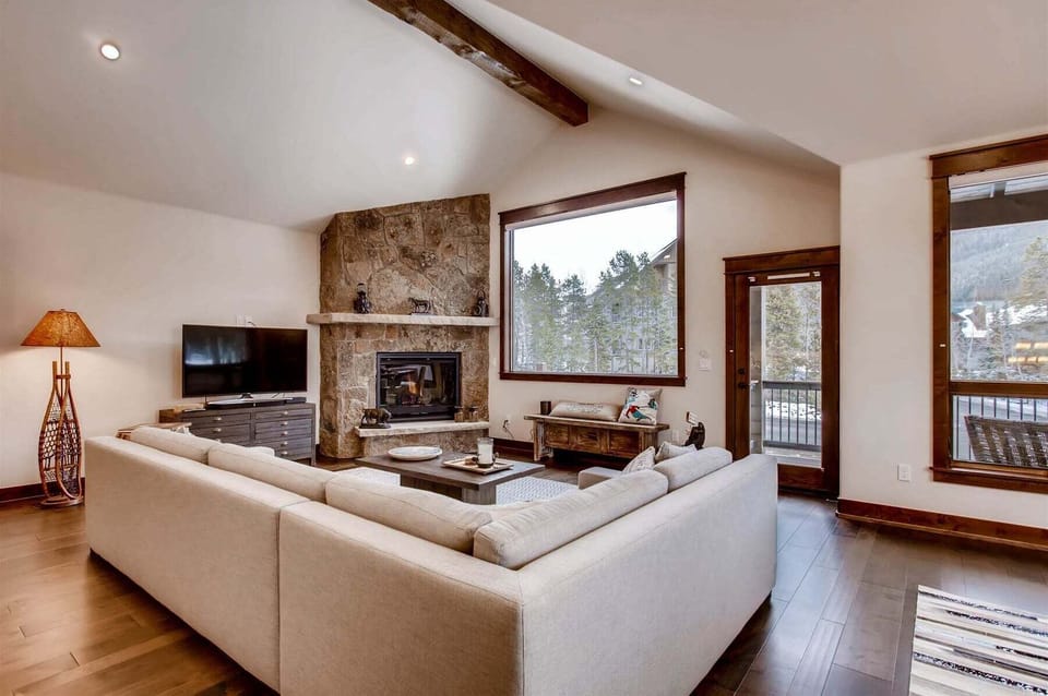 River Run Townhomes provide a large, open living room