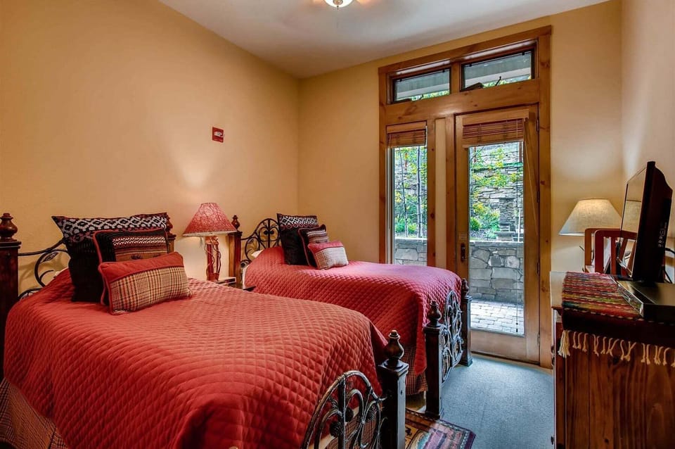 Third guest bedroom usually has two twins, bunks, or queen