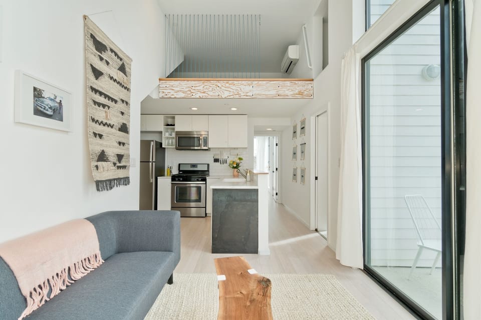 Living Room/Kitchen