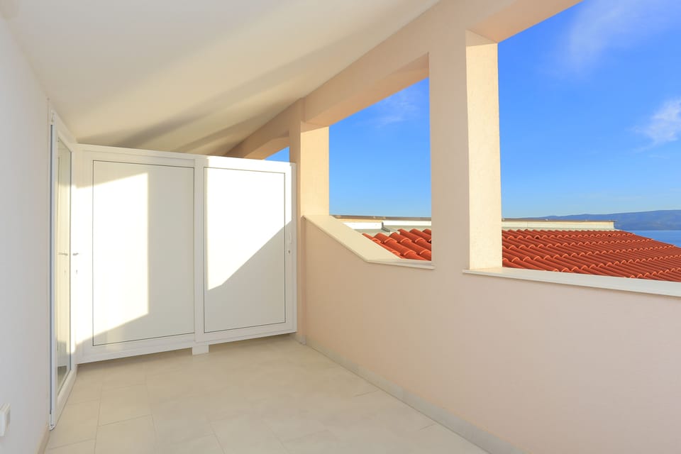 Terrace 2