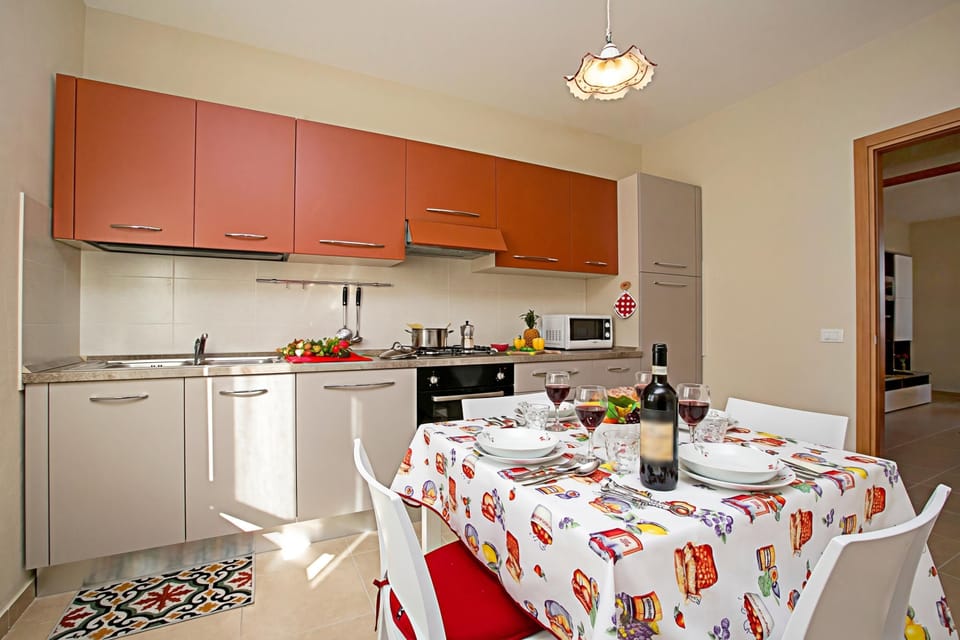 Kitchen and dining area