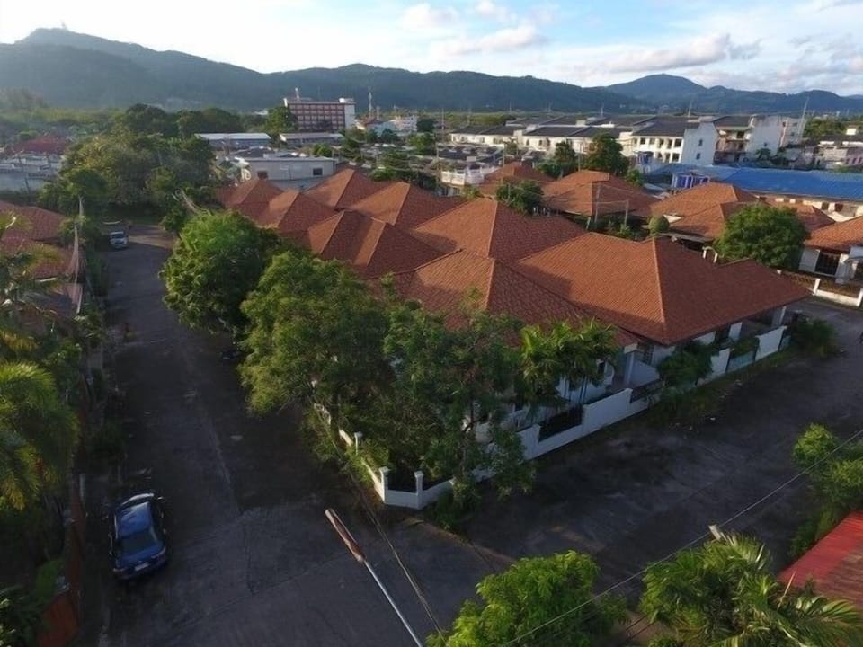 Beautiful 3BR garden villa 